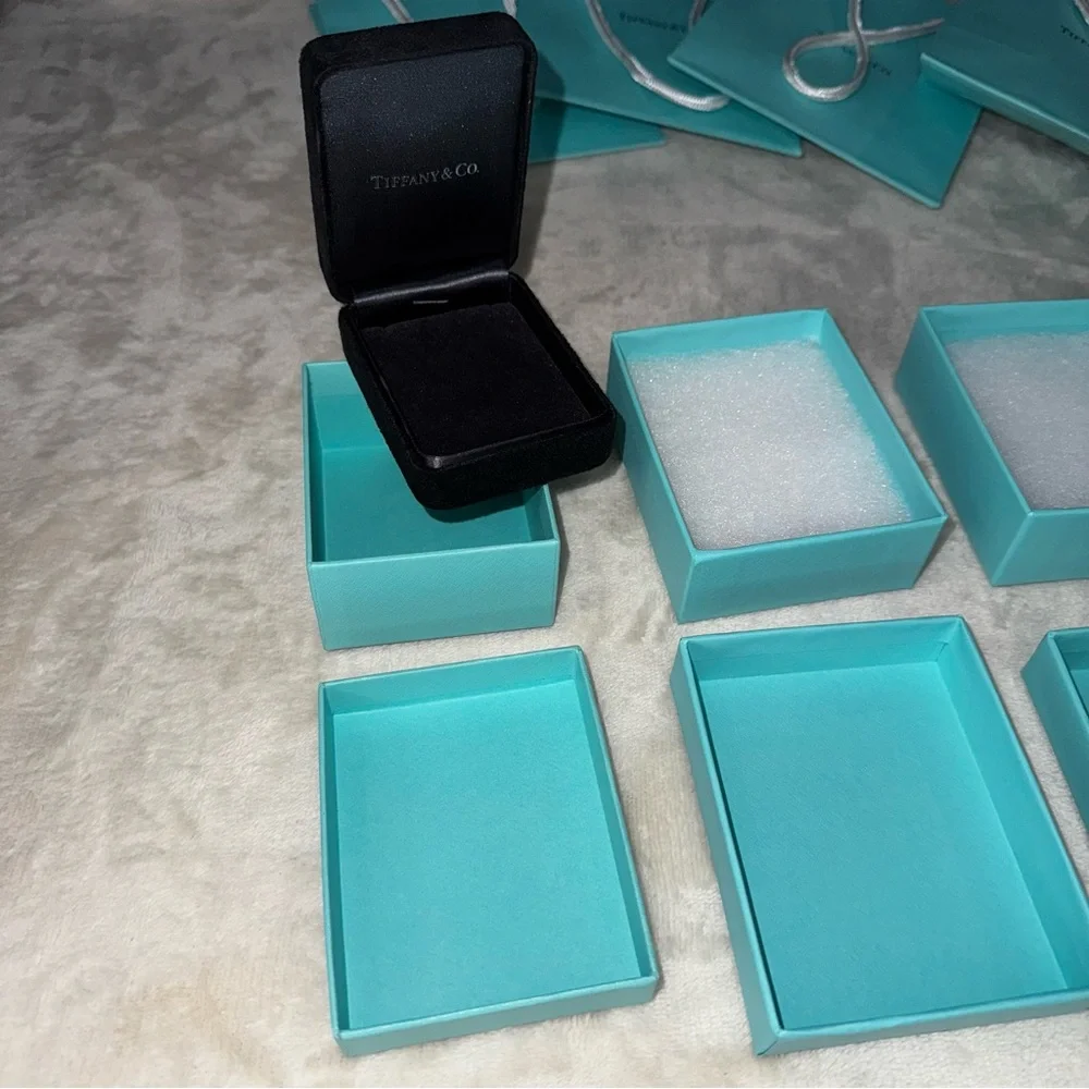 Tiffany & Co. Blue Gift Set Bundle - Picture 10 of 16